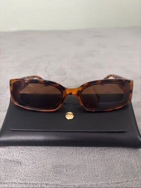 Tortoiseshell Rectangular Sunglasses - Brown Lenses